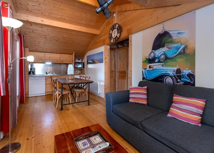 Hébergement de vacances Les Chats Perchés 400m D *